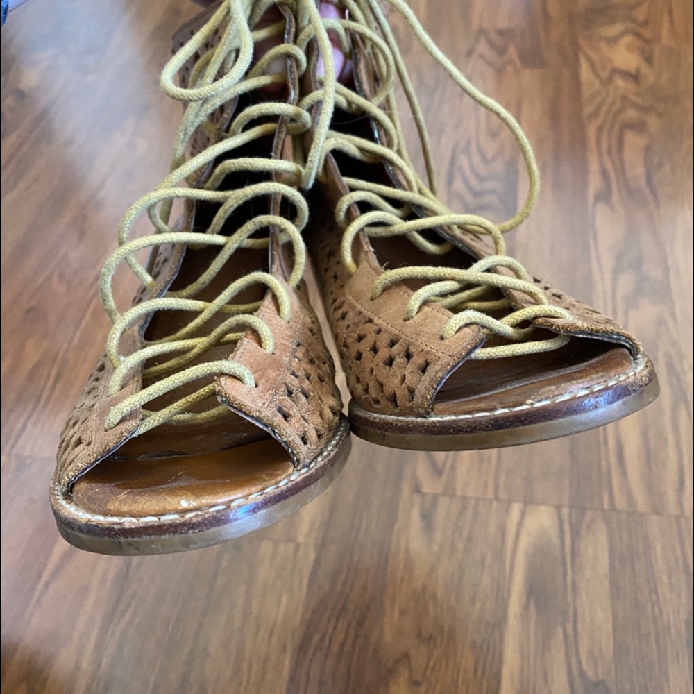 Jeffrey Campbell Cors Sandals Size 8 - image 5